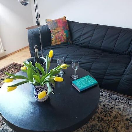Helle Ruhige Zimmer Zu Vermieten Kassel Bagian luar foto